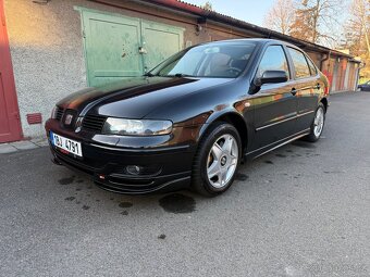 Seat Toledo 2.3 V5 125KW - 8