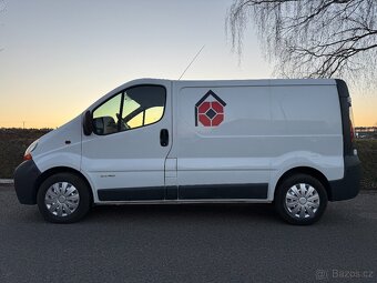 Renault Trafic 2.5 DCI 99kw Serviska Bez koroze 182 000KM - 8