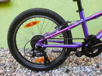 Značkové dětské kolo SPECIALIZED 20" (fialová) - 8