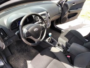 Hyundai i30 1.6CRDi kombi - 8