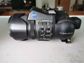Fotoaparát SONY Cyber-shot DSC-F828 - 8