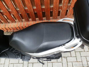 Kymco Agility City 125 - 8