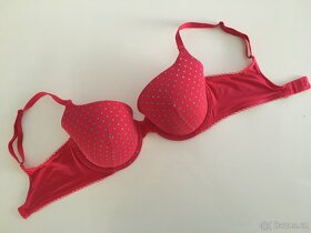 Podprsenka Victoria's Secret, vel. 34 DD (70 DD) - 8