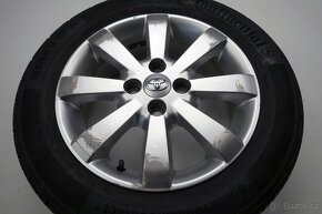 Toyota Yaris - Originání 15" alu kola - Letní pneu - 8