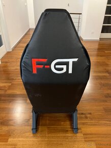 Fanatec DD Pro (8Nm) + Fanatec Pedaly, Playseat - 8