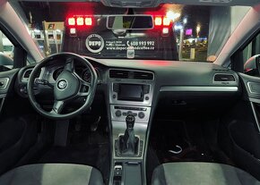 Vůz na náhradní díly VW Golf 7 kombi 2015 CXXB MWW LA7W - 8