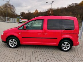 Volkswagen Caddy 1,6 MPI,75KW,LIFE,SERVIS,TAŽNÉ - 8