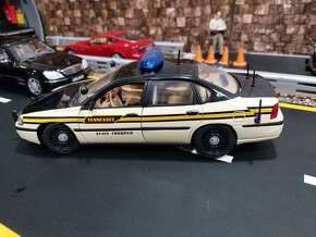 model auta Chevrolet impala policajná verzia Maisto 1:18 - 8