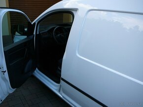 VW CADDY MAXI 2,0TDI 90KW 4x4 KLIMA 46000tisKM SERVISKA 2017 - 8