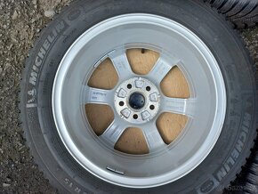 Prodám sadu Orig ALU kol WV 185/60R15 zimní - 8