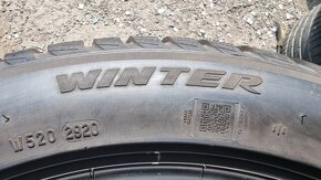 Zimní pneu 225/50/17 Pirelli RFT - 8