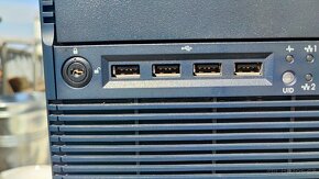 HP Server Proliant ML110 G7 - 8