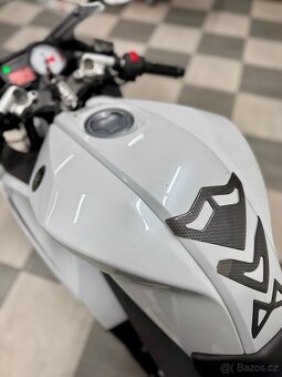 Yamaha YZF-R125 2011 23000KM TOP STAV ZÁRUKA - 8