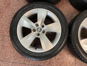 Originalní ALU kola Škoda 5x100 r16 zimní pneu 7mm - 8