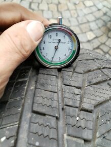 215/60/17 zimni pneu 215/60 R17 - 8