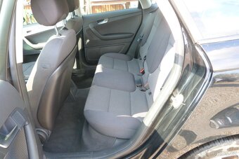 Audi A 3 1.6i Sportback - 8