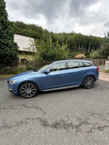 Volvo V60 2,4 D6 AWD Plug-in Hybrid - 8