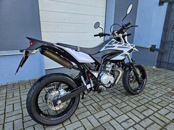 Yamaha WR 125 - 8