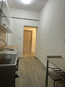 Prodej bytu 2+1 51 m² Na Kamencoch, Vsetín - 8