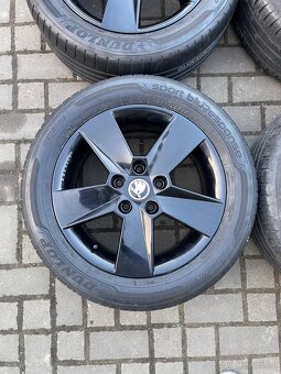 ORIGINÁL Alu Škoda ILIAS R16, 5x112 - TOP, LETNÍ - 8