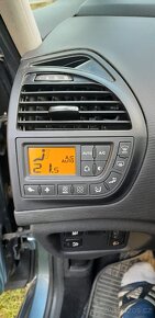 Citroën C4 Grand Picasso 1.6HDi - 8