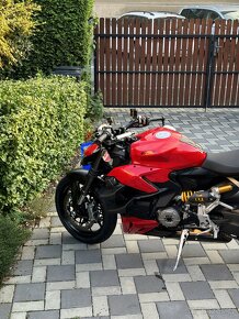 Ducati streetfighter v2 2024 - 8