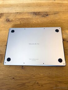 MacBook Pro 14" M1 Max, 32 GB RAM, 1 TB SSD - 8