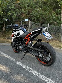 KTM DUKE 125 - 8