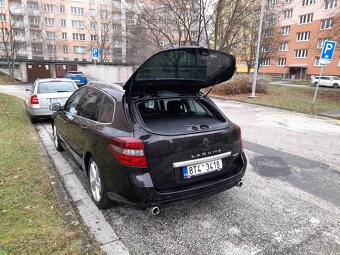 Renault Laguna 3 GT combi , hudba Bosse, původ ČR ,131kw - 8