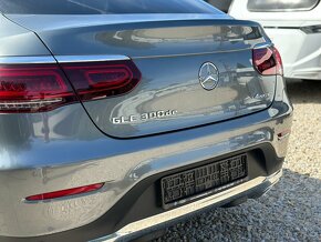 Mercedes-Benz GLC 300 de 4MATIC kupé, Kamera, Adaptívny, AMG - 8