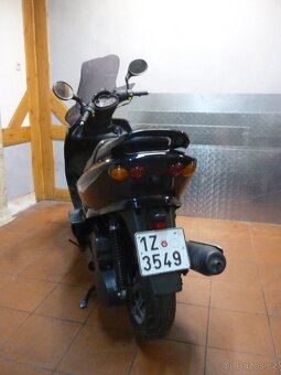 Yamaha Majesty 125. rok 2003. Najeto 31611km. - 8