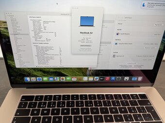 MacBook Air 15'' 2024 / M3 / 8GB / 256GB / Starlight / Kom - 8