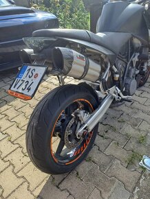 KTM 990 Super Duke - 8