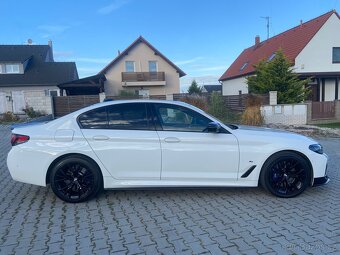 BMW 530D Xdrive G30 LCI M PERFORMANCE - 8