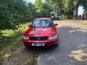 Volkswagen Passat 1.9 TDI 66 kw - 8