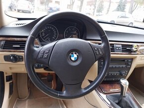 Prodám BMW e90 325xi - 8