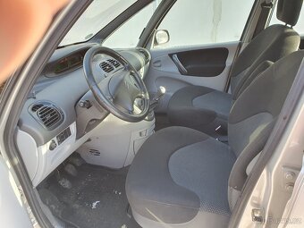 Citroën Xsara Picasso 1.6i benzín - 8