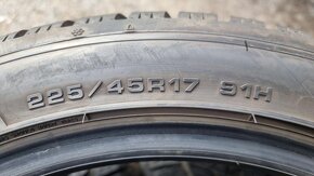 Zimní pneu 225/45/17 Dunlop - 8