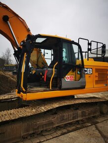 Pasovy Bagr Jcb js220 xl 4f - 8