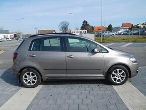 Volkswagen Golf Plus 1.6 TDi, 66 kW, Klimatizace - 8