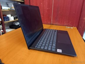 ASUS Zenbook--Intel Core i5-1035G1--10 GENERACE - 8