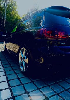 MK 6 GTI - EDICE ADIDAS - 8