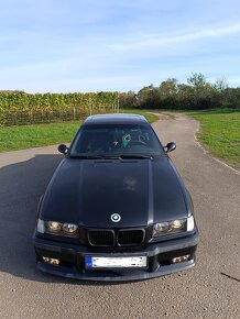 Bmw E36 coupe 323i - 8