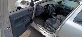 Škoda Octavia 2.0tdi 103Kw DSG převodovka HQL barva 9102 - 8