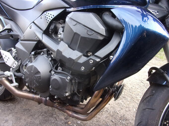 Kawasaki Z750 - 8