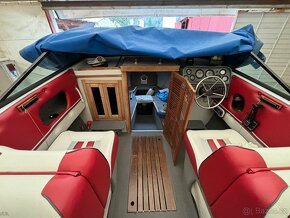 Bayliner Invader 4.3 mercruiser kajutový člun - 8