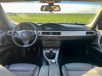 Bmw e90 330i 190 kW - 8