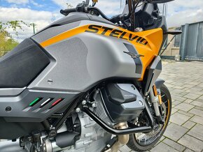 Moto Guzzi Stelvio - 8