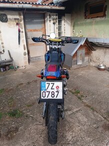 Yamaha DT 125 Re 2005 - 8