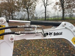 Bagr Bobcat E19 Mini rypadlo - 8